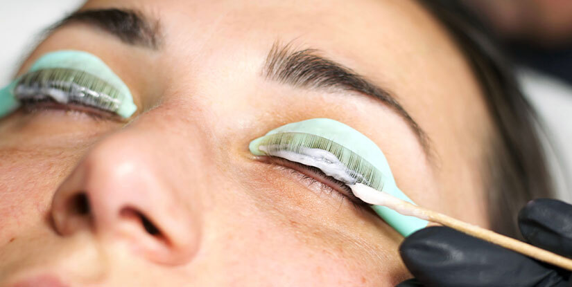 DIY Lash Lifts at Home – Safe & Easy Eyelash Curling Kit