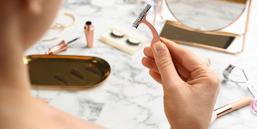 Magnetic Lashes vs Glue-On – Best Eyelash Choice Explained